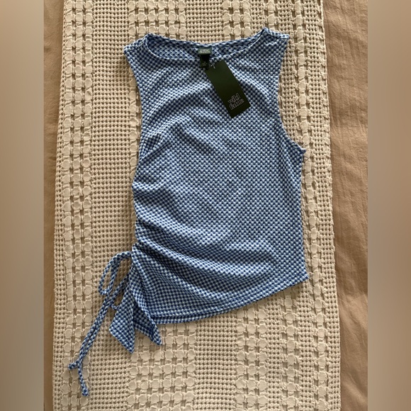 NEW Wild Fable Blue & White Plaid Asymmetrical Sleeveless Top Size XS - Picture 2 of 6